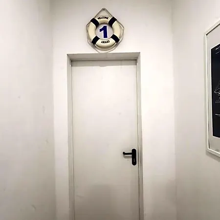 Pest-port Apartment-room 1